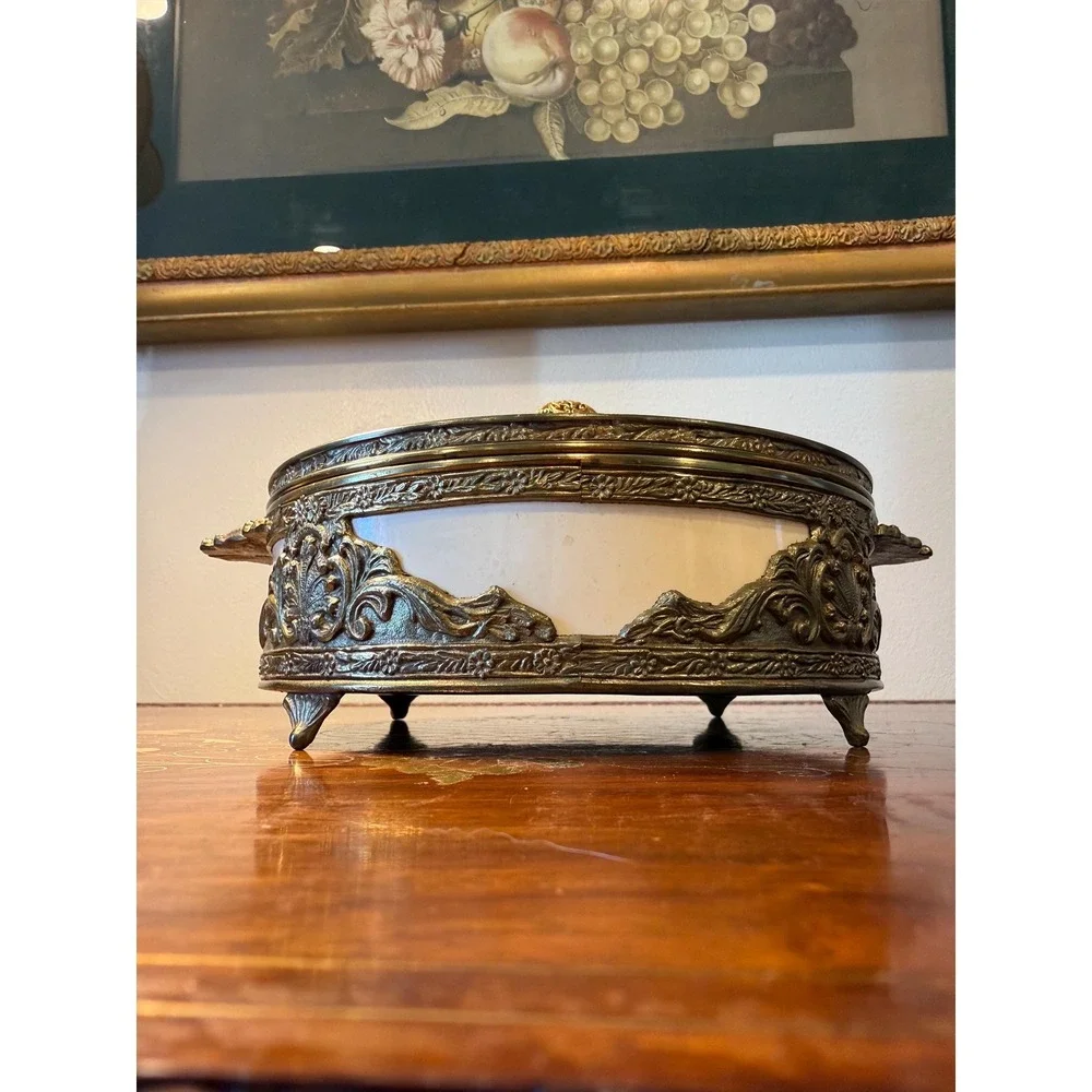 Vintage‎ Brass Vanity Dish with Lid, Hollywood Regency Trinket Box